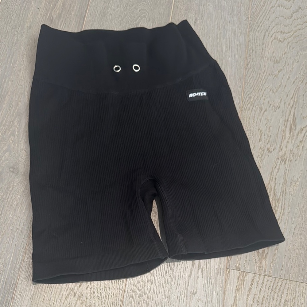 BO+TEE Black Women's Shorts